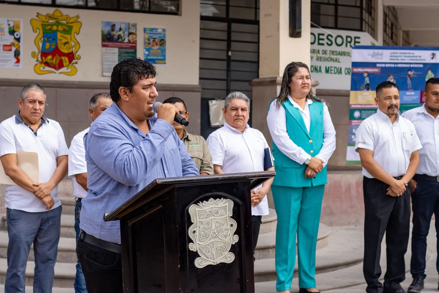 Lucha contra el dengue.