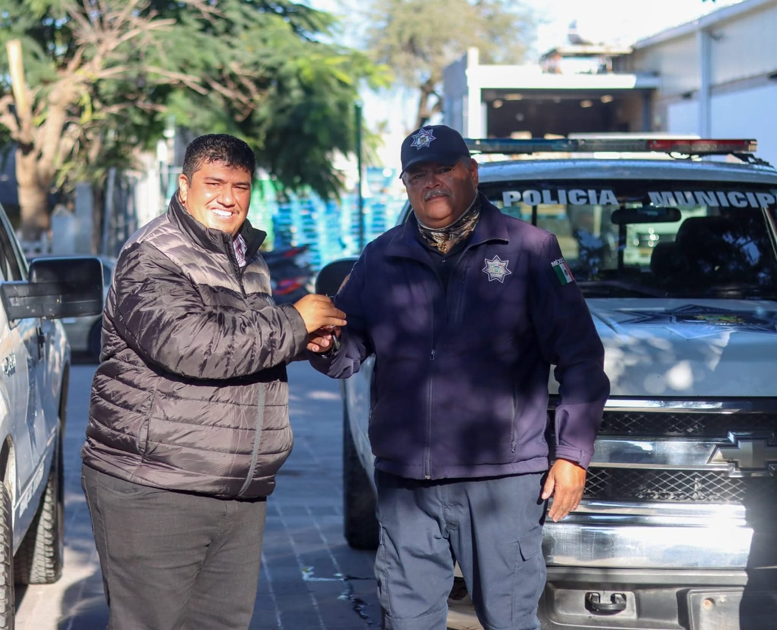 Entrega de patrullas